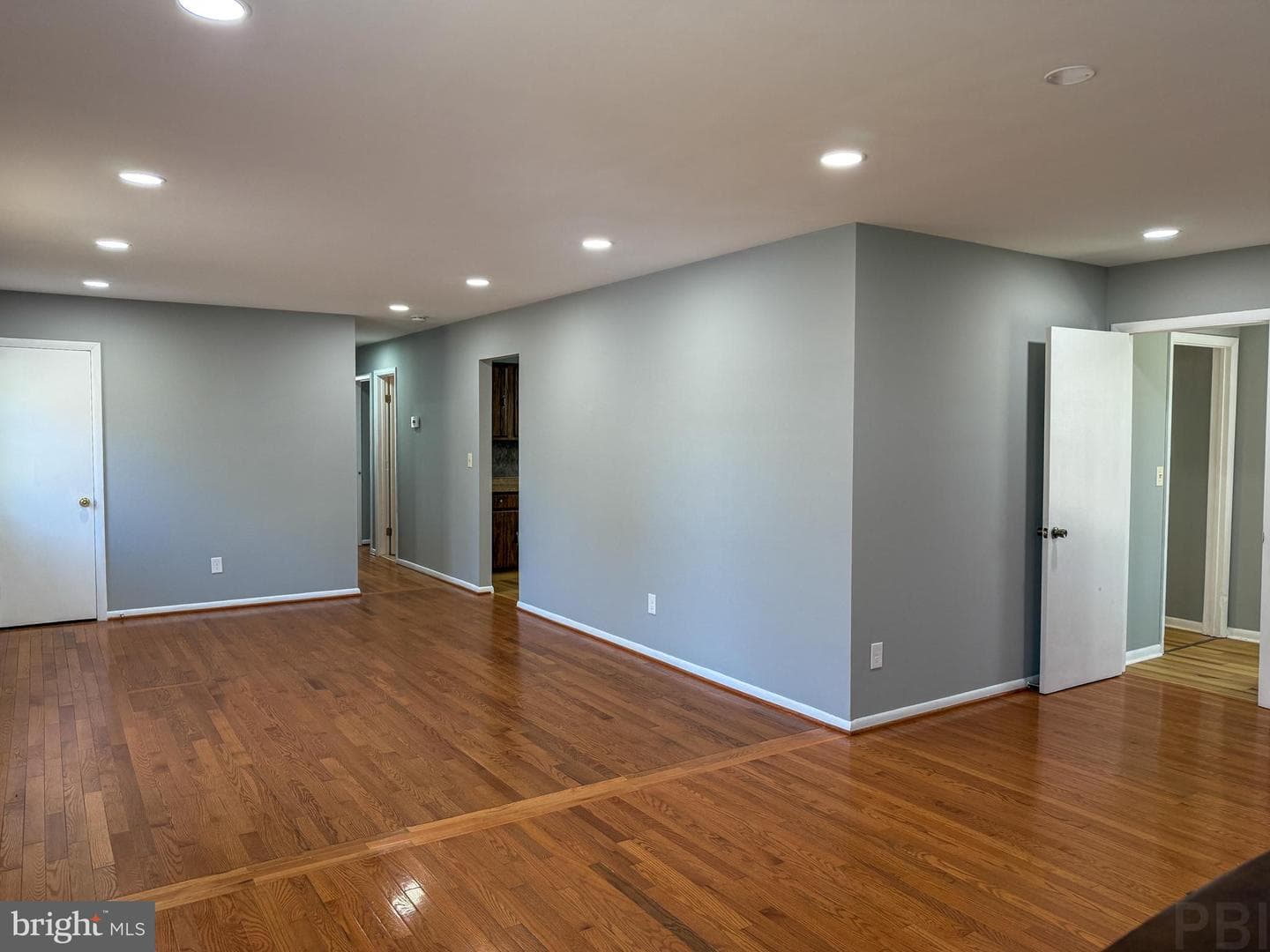 8 Ash Lane photo 8