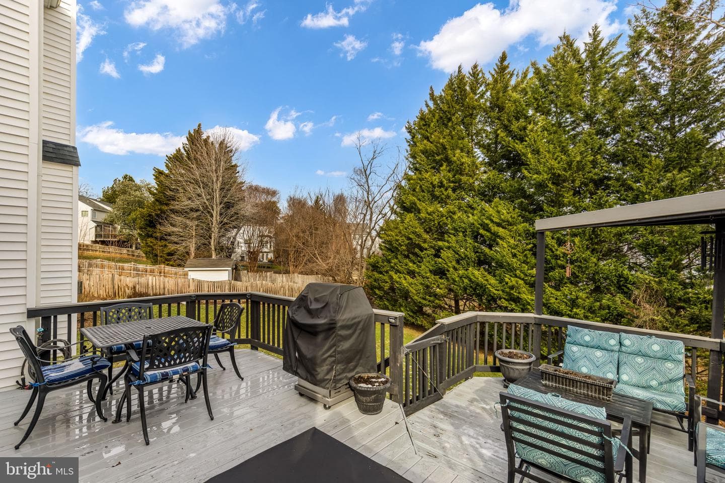 12 Warwick Way photo 43