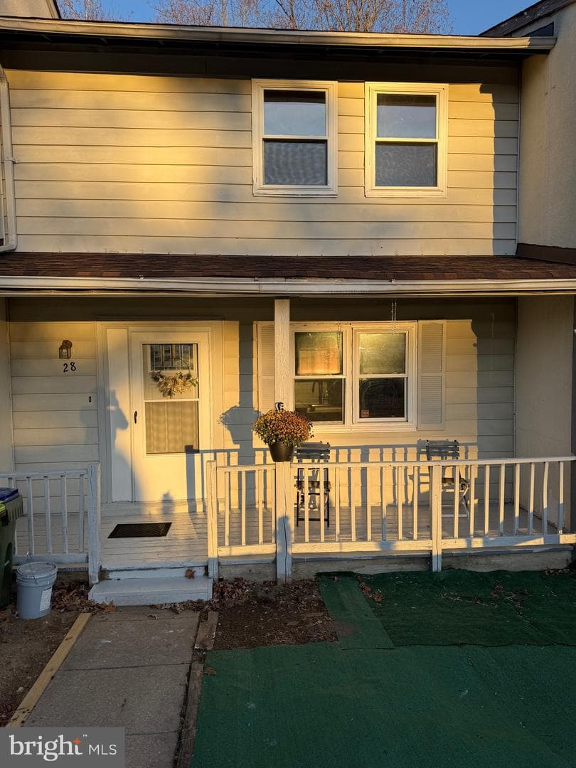 28 Wayside Court photo 2