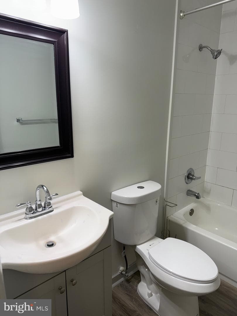 28 Wayside Court photo 7