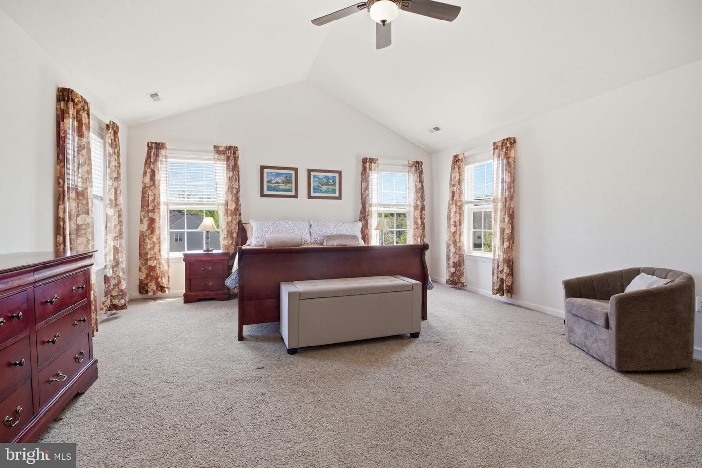 14 Saint Richards Court photo 22