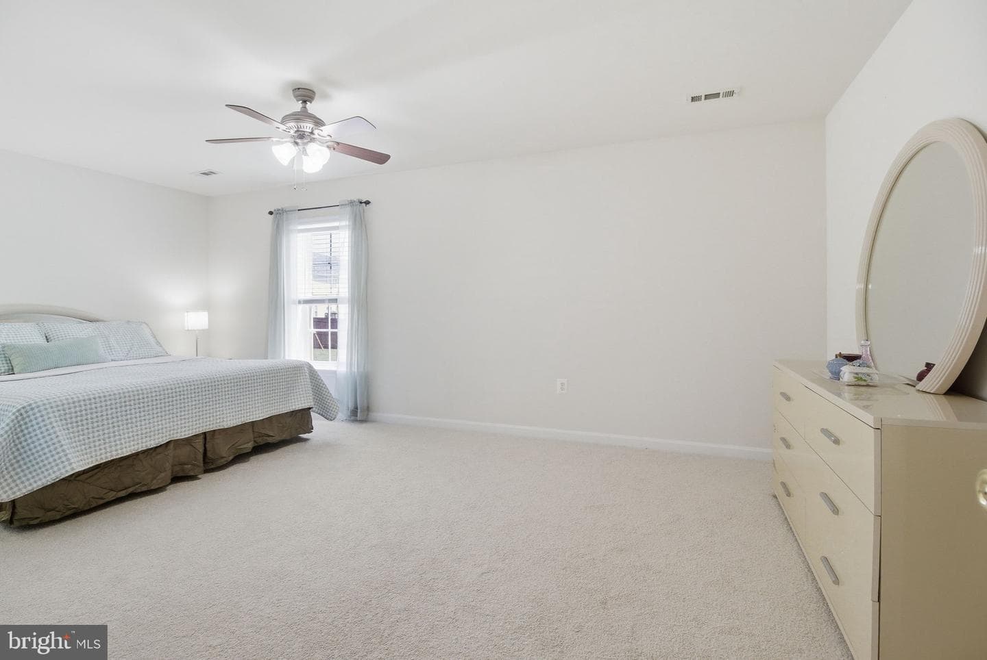14 Saint Richards Court photo 37