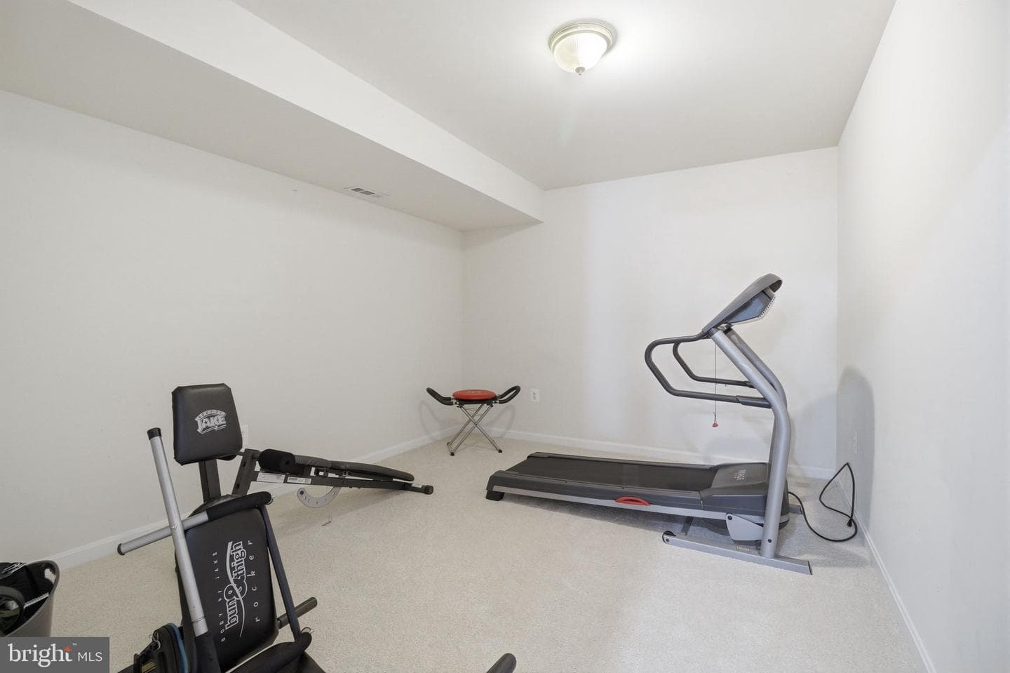 14 Saint Richards Court photo 39