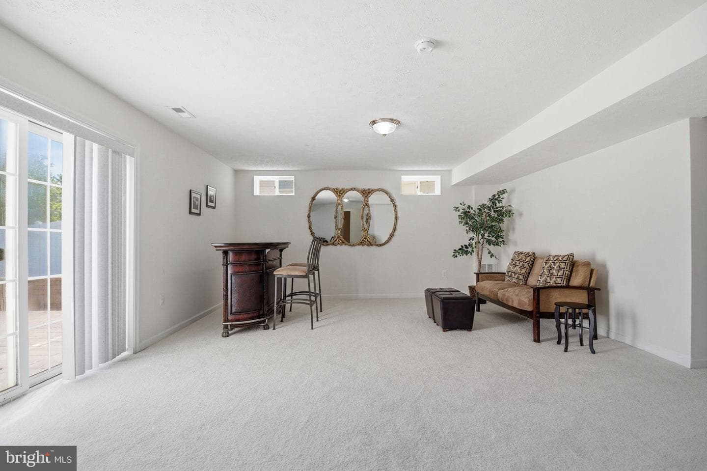 14 Saint Richards Court photo 44