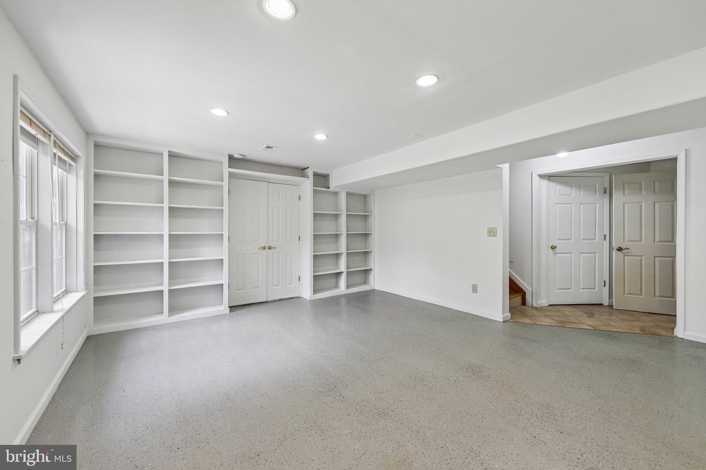 102 Richmond Cove photo 32