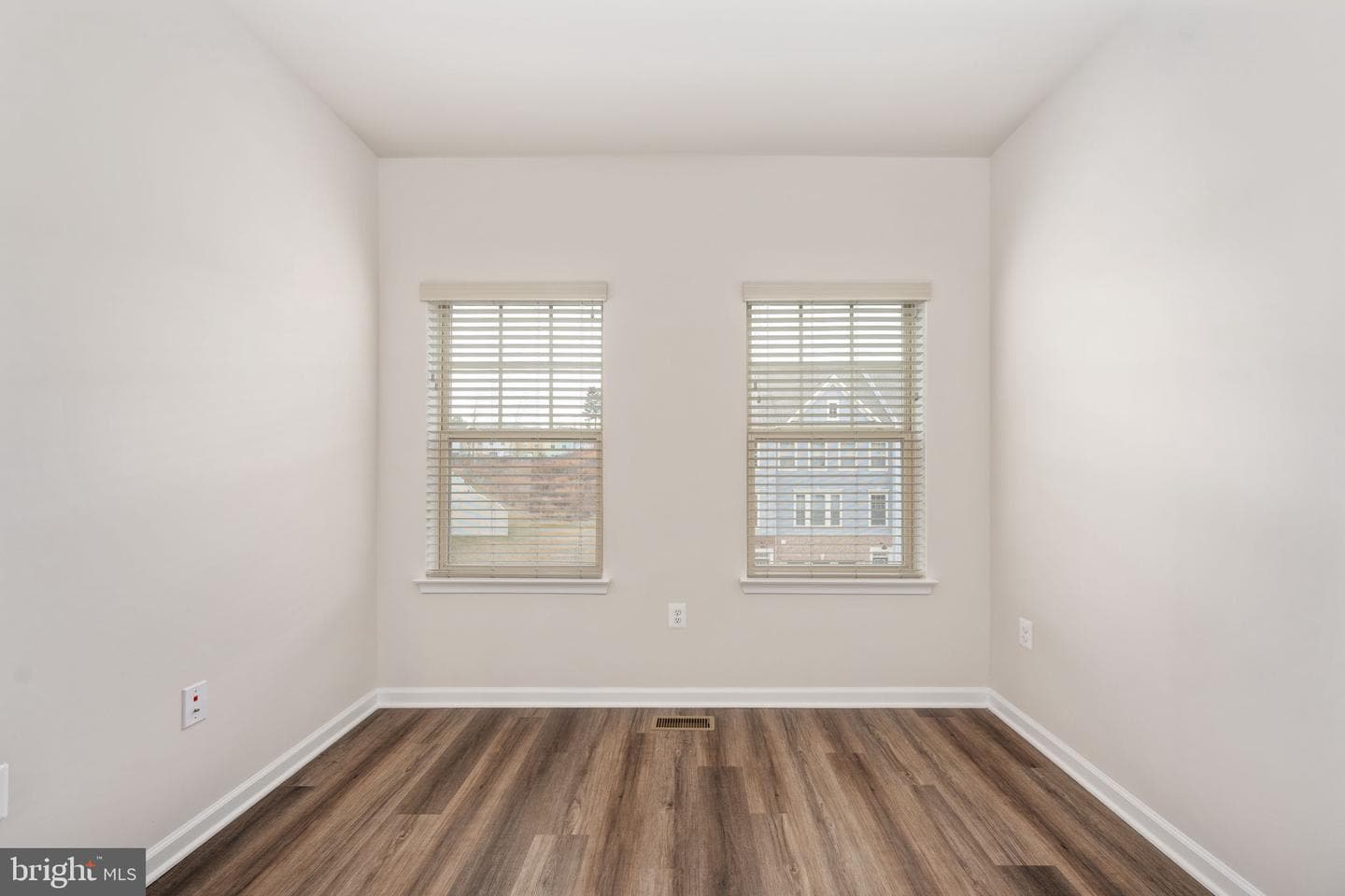 1229 Creek Bank Drive photo 18