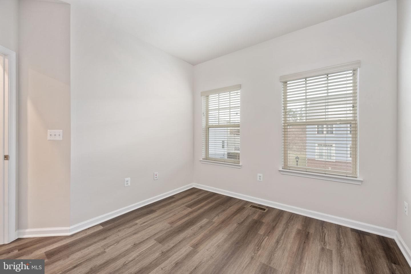 1229 Creek Bank Drive photo 19