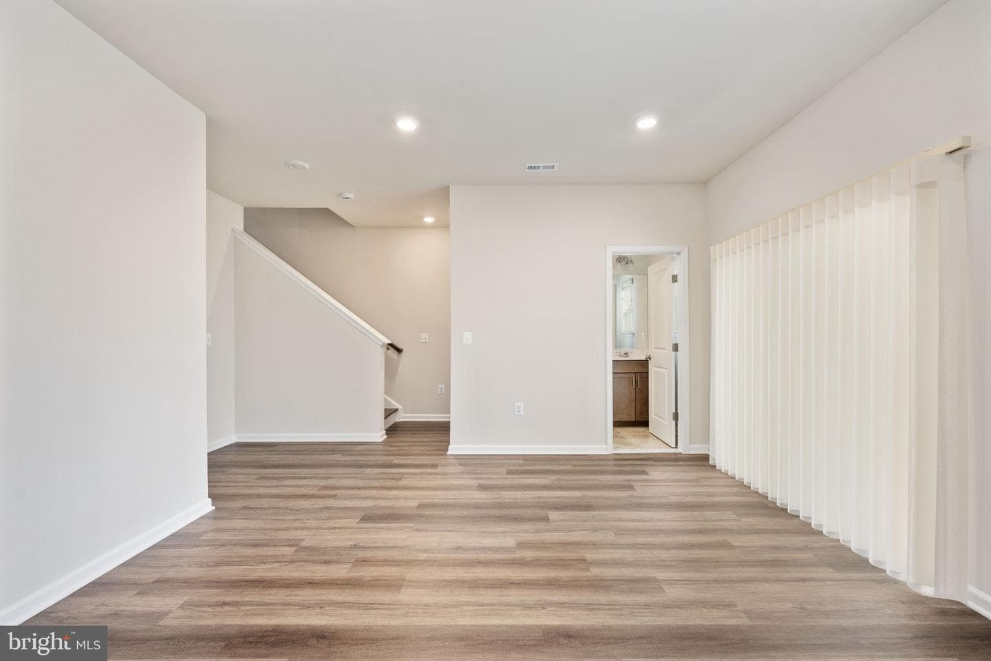1229 Creek Bank Drive photo 32