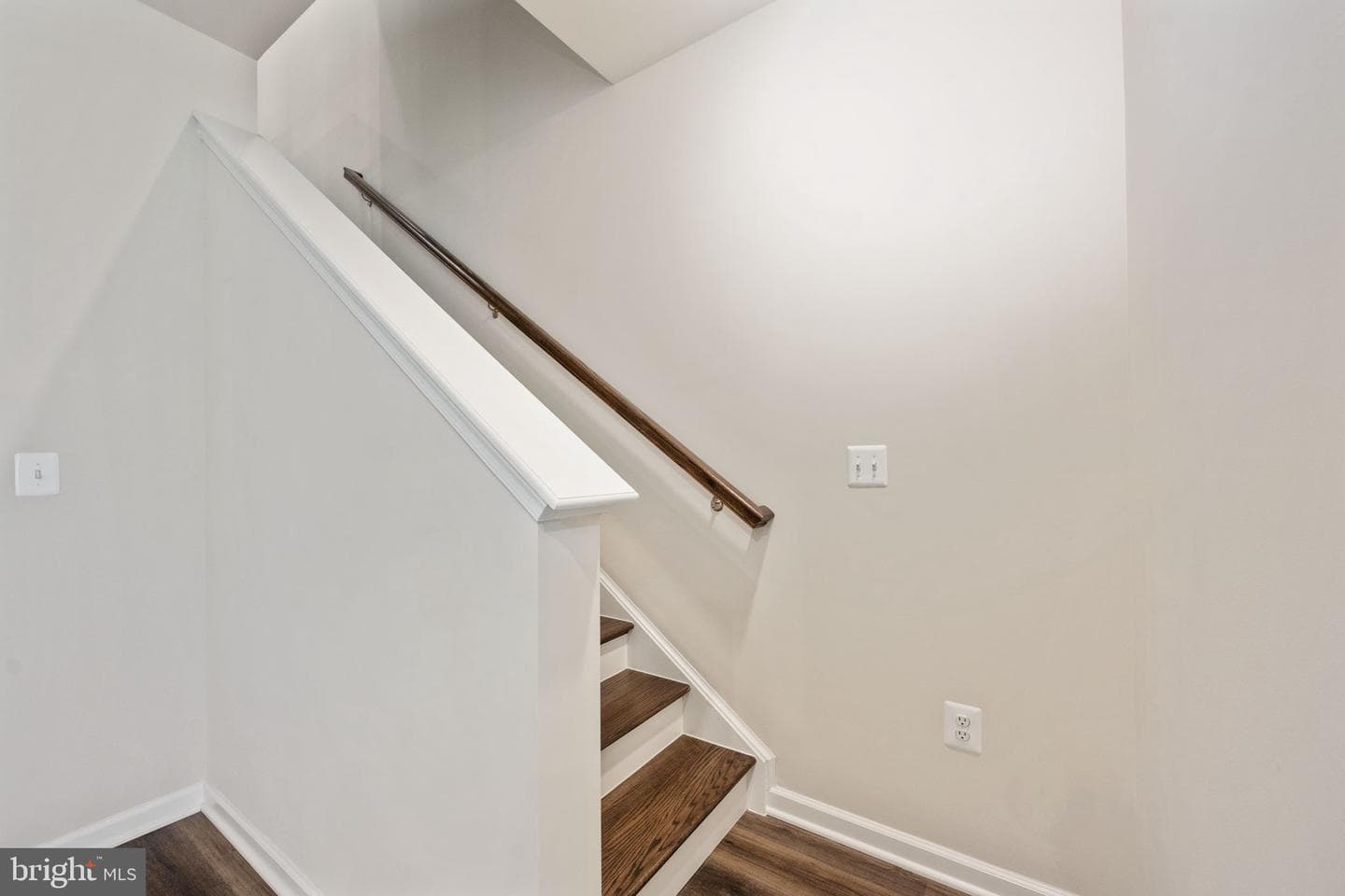 1229 Creek Bank Drive photo 34