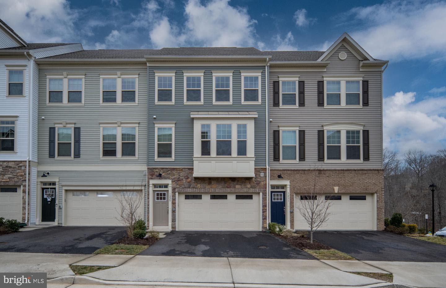 1229 Creek Bank Drive photo 4