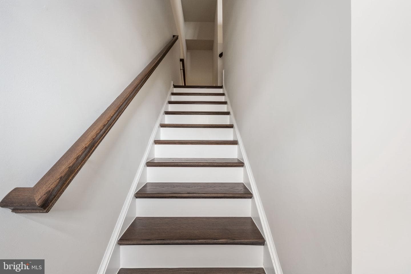 1229 Creek Bank Drive photo 5