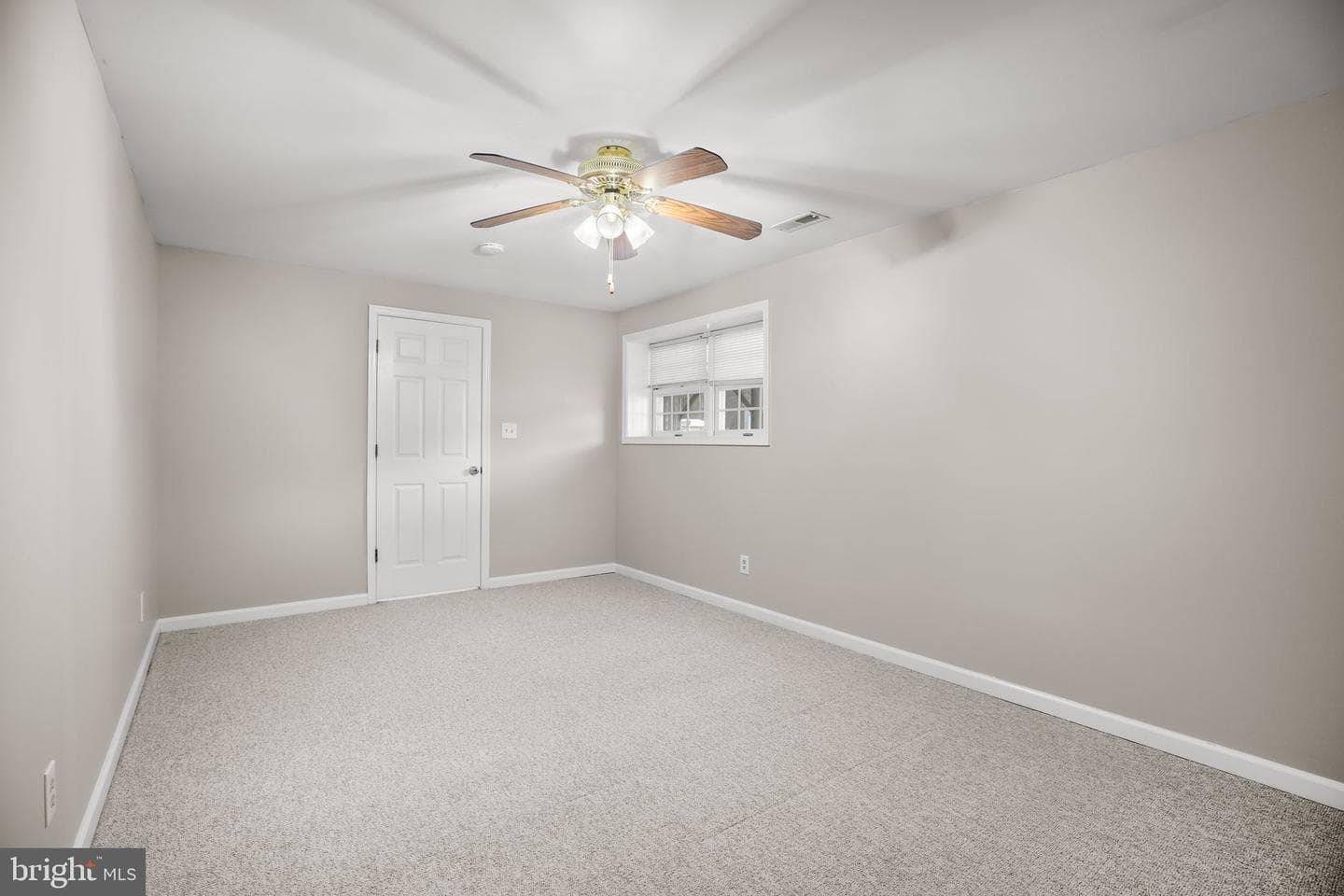 207 Old Landing Court photo 30