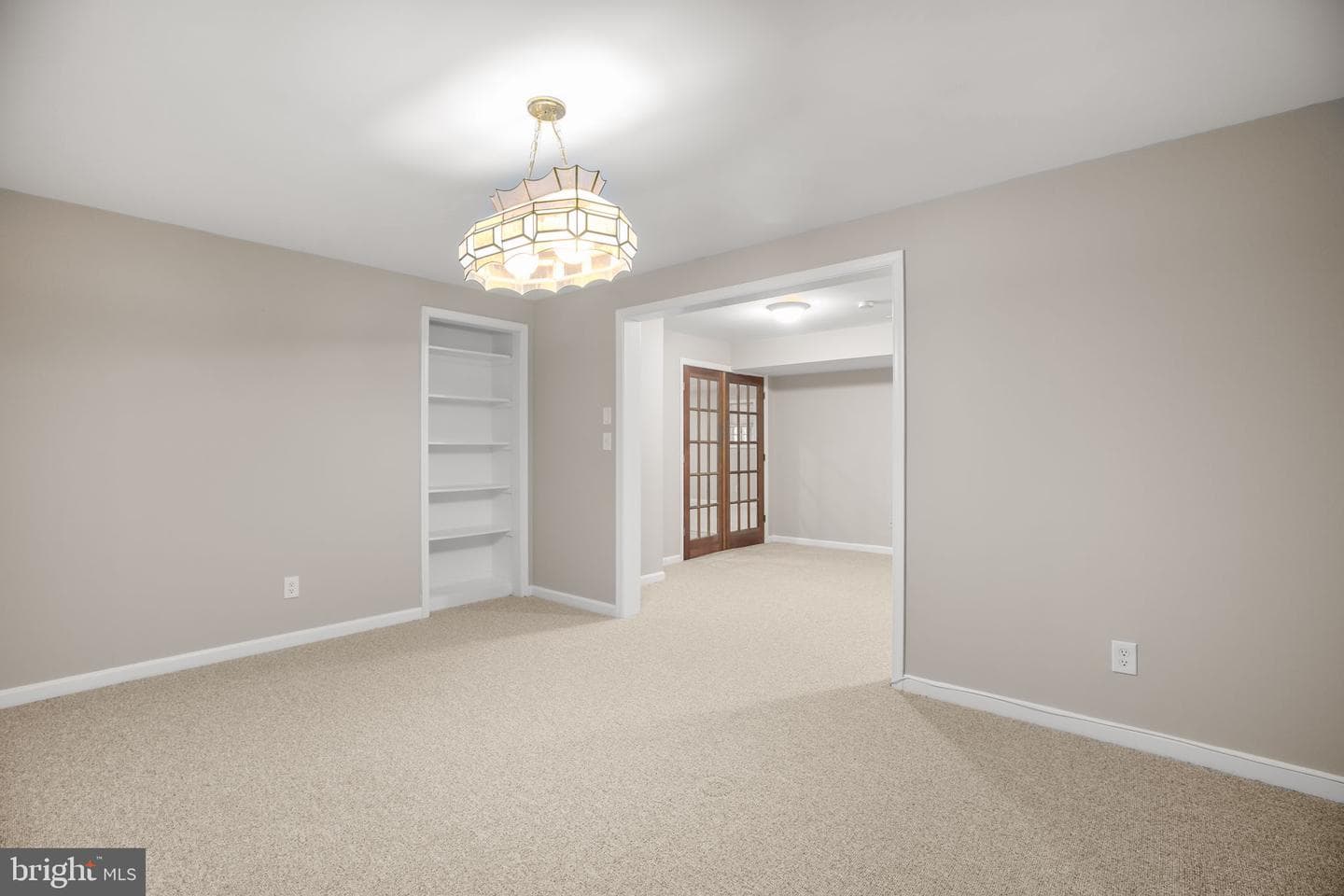 207 Old Landing Court photo 34