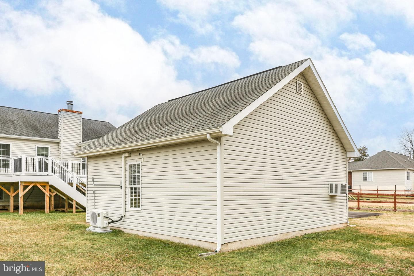 207 Old Landing Court photo 45