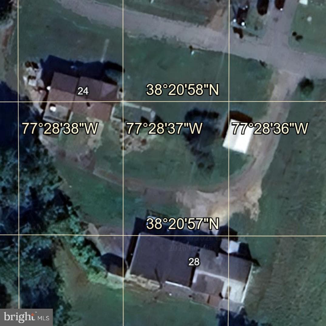 24 Virginia Avenue photo 12