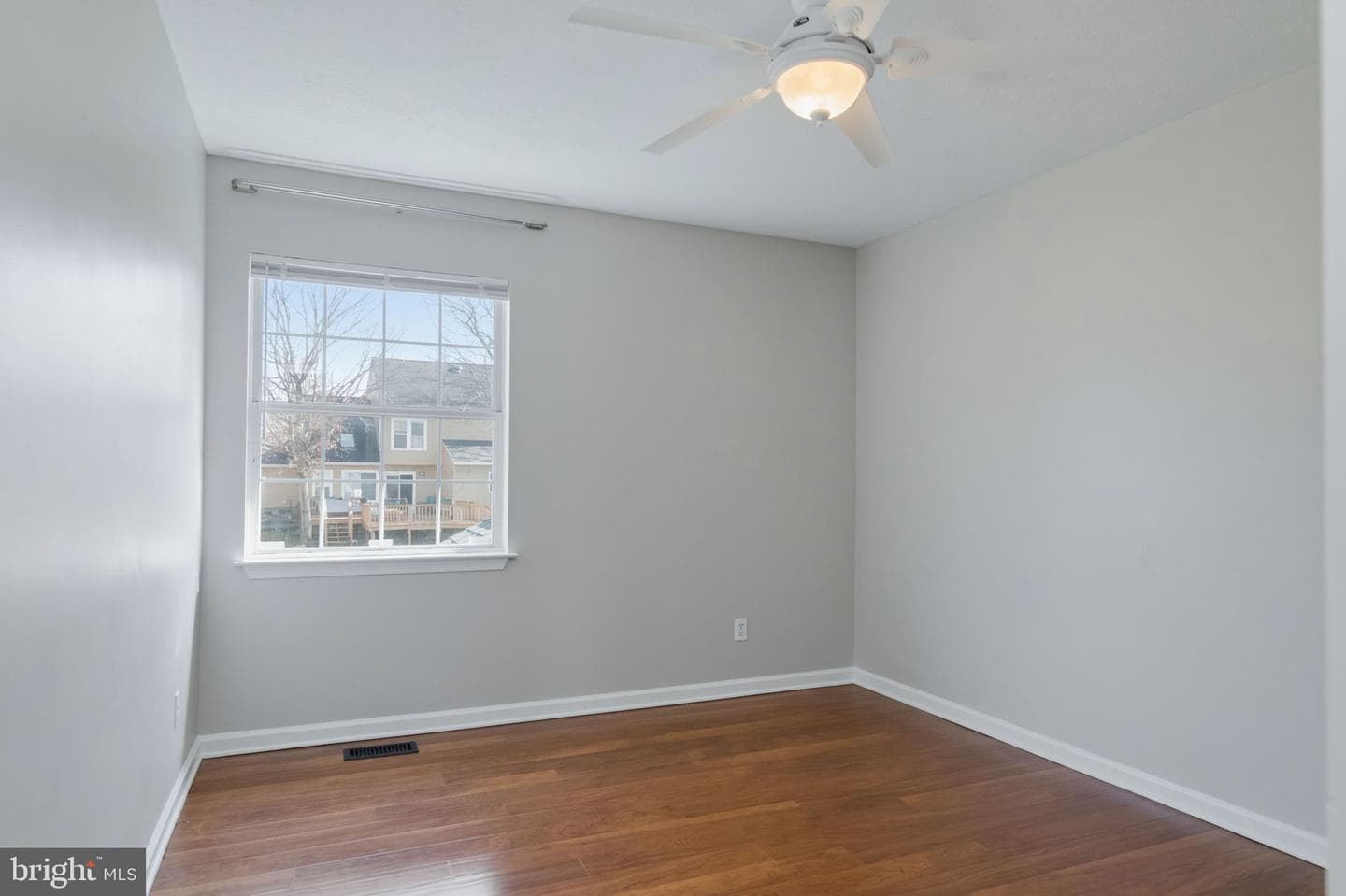 85 Saint Roberts Drive photo 24