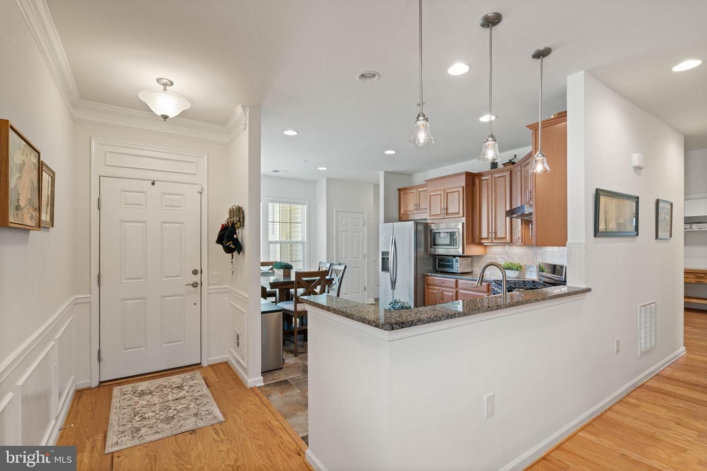 20 Fenwick Drive photo 2