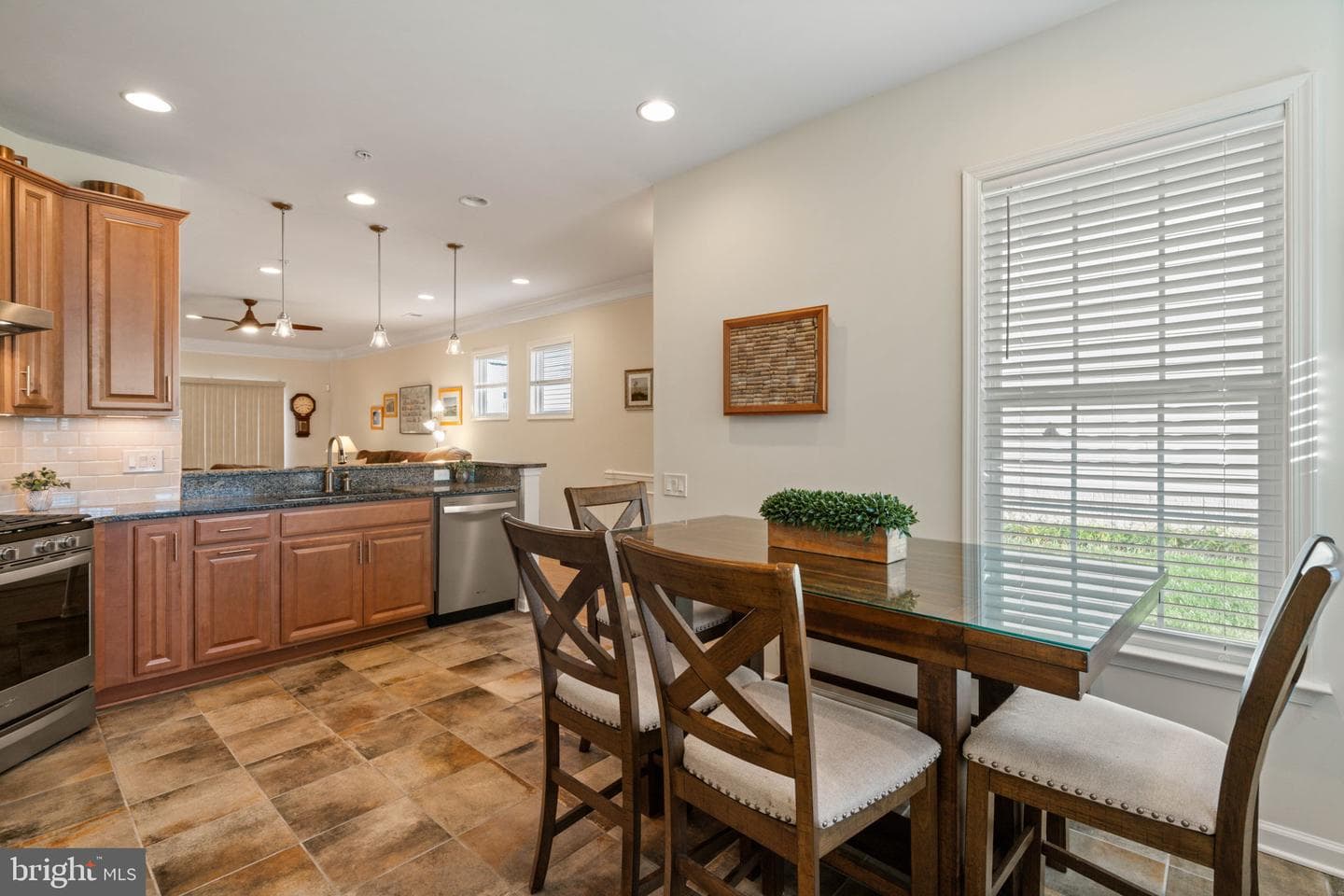 20 Fenwick Drive photo 5