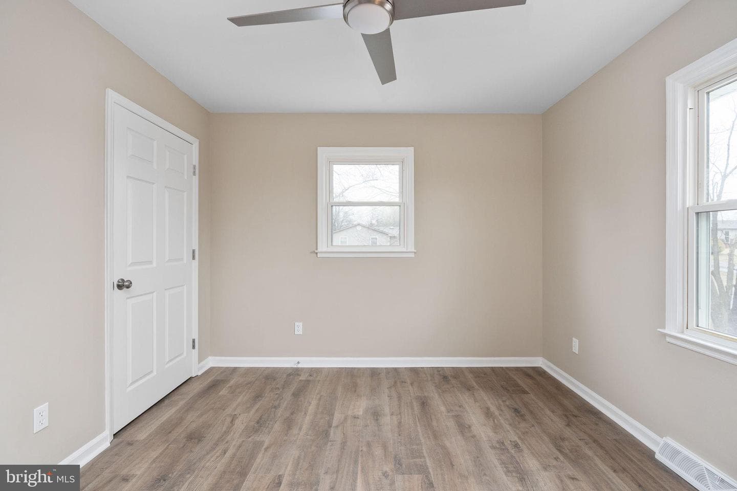 402 Sullivan Drive photo 28