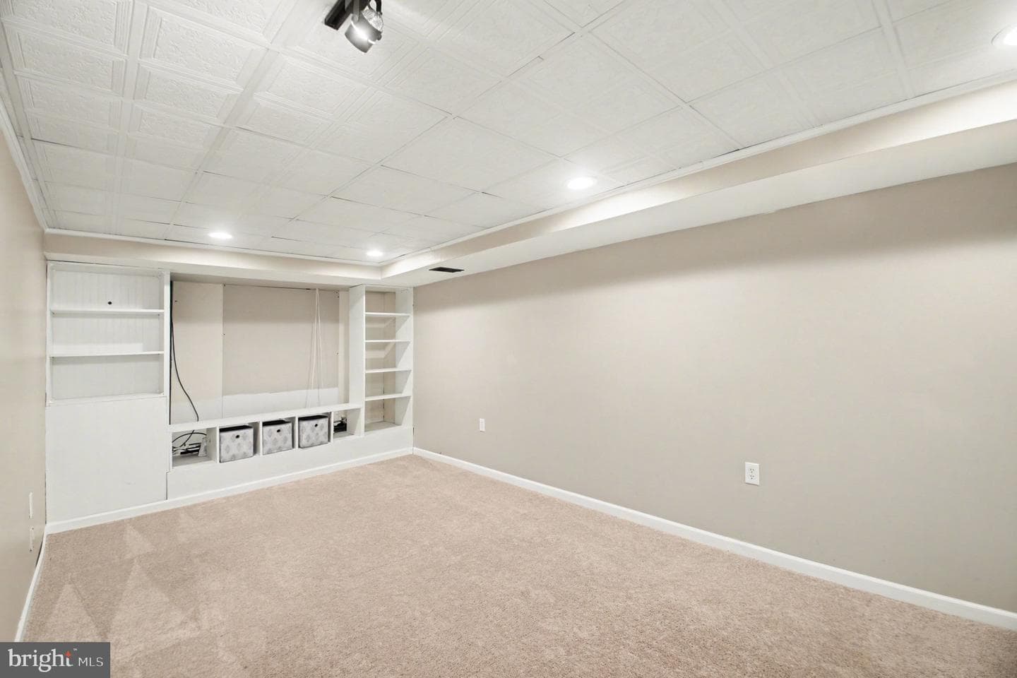 3101 Voyage Drive photo 27