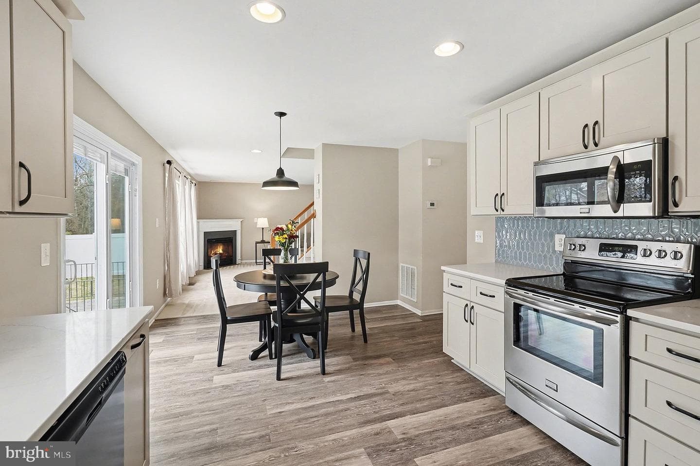 6 Summerfield Lane photo 13