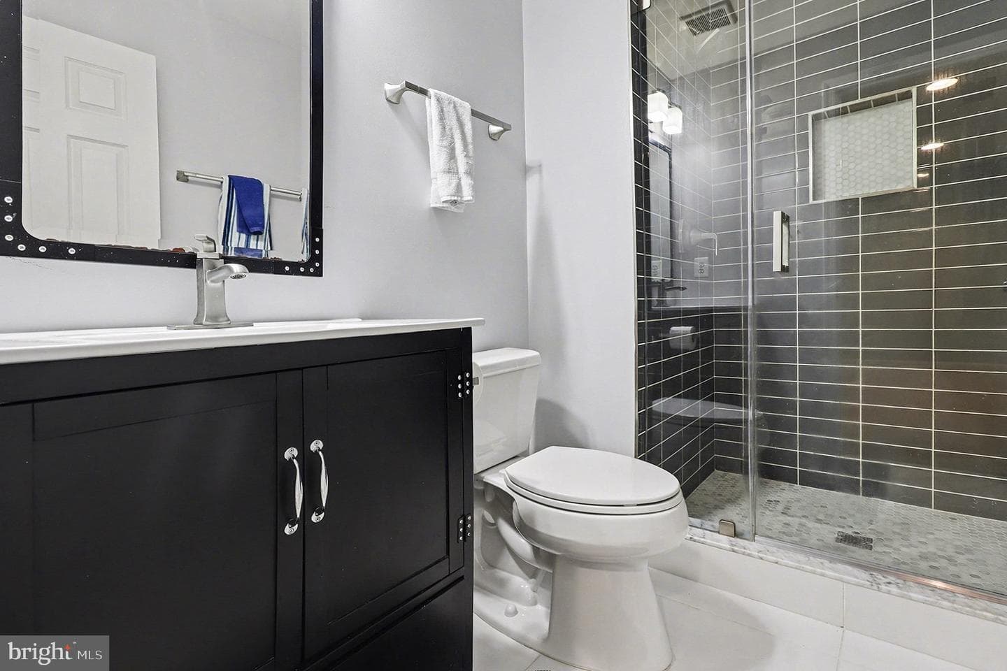 6 Summerfield Lane photo 32