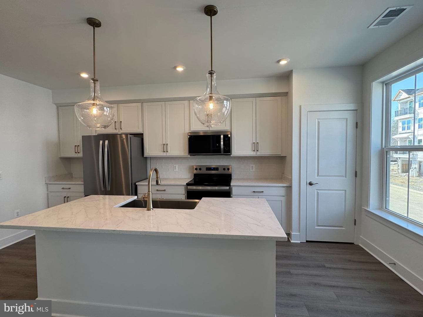 80 Valerian Loop #1 photo 5