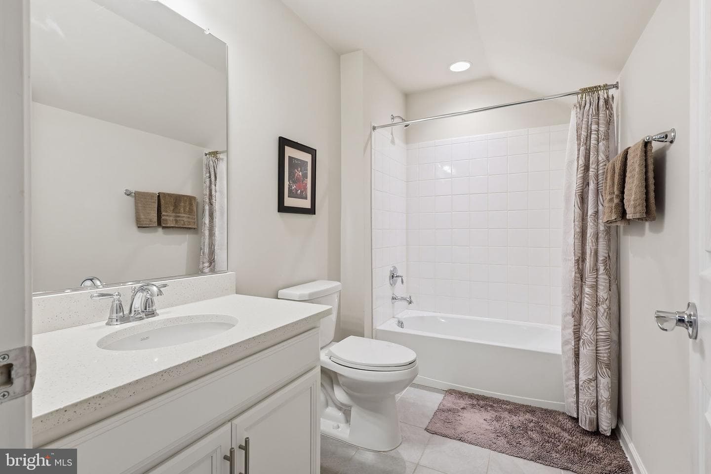 5950 Avery Point Drive photo 20