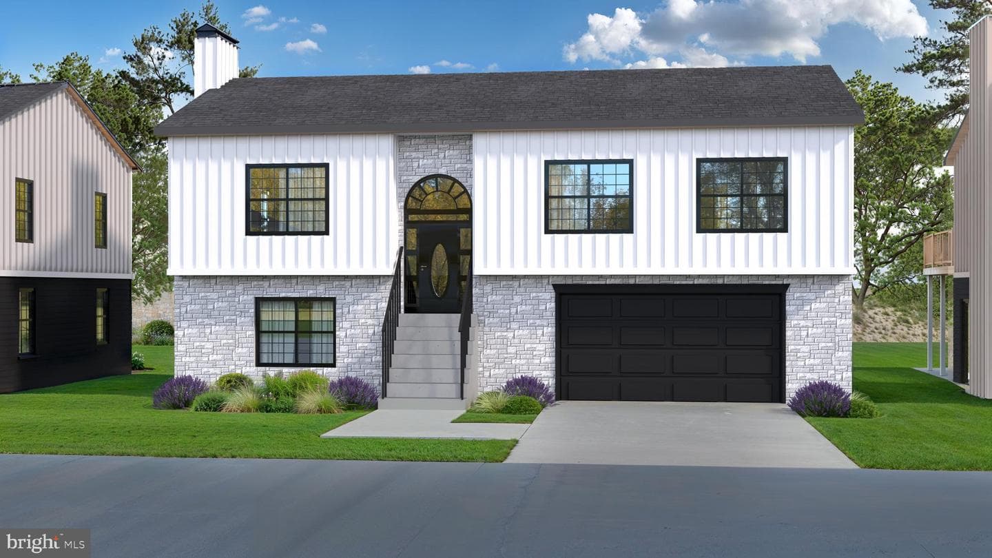 66 Hidden Lake Drive, Stafford