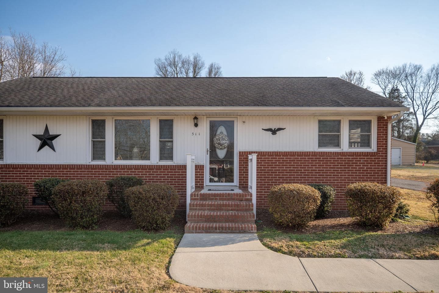 511 Ferry Road photo 4