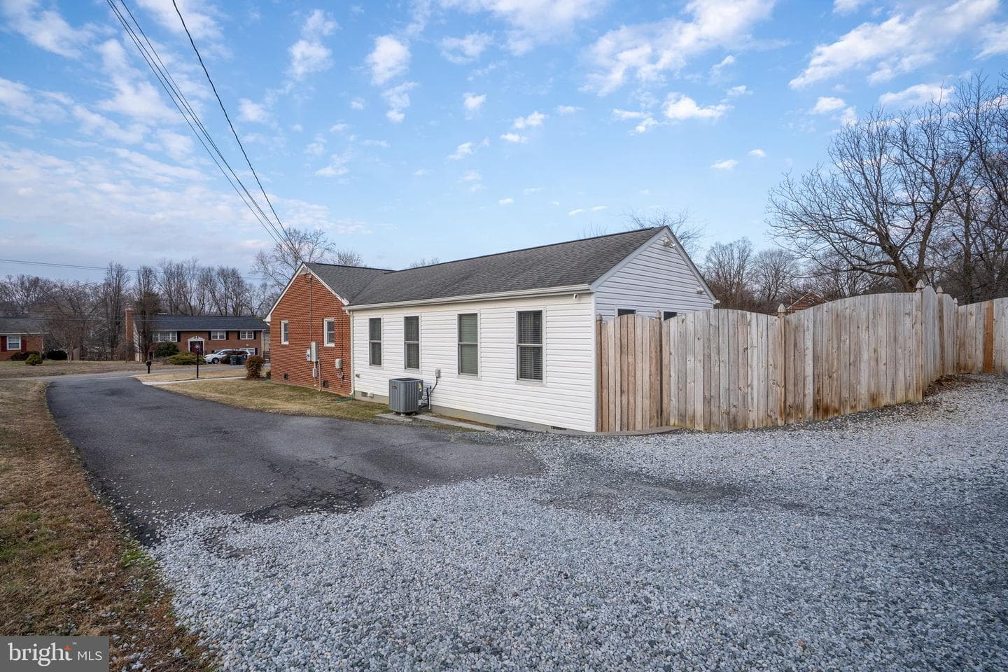 511 Ferry Road photo 46