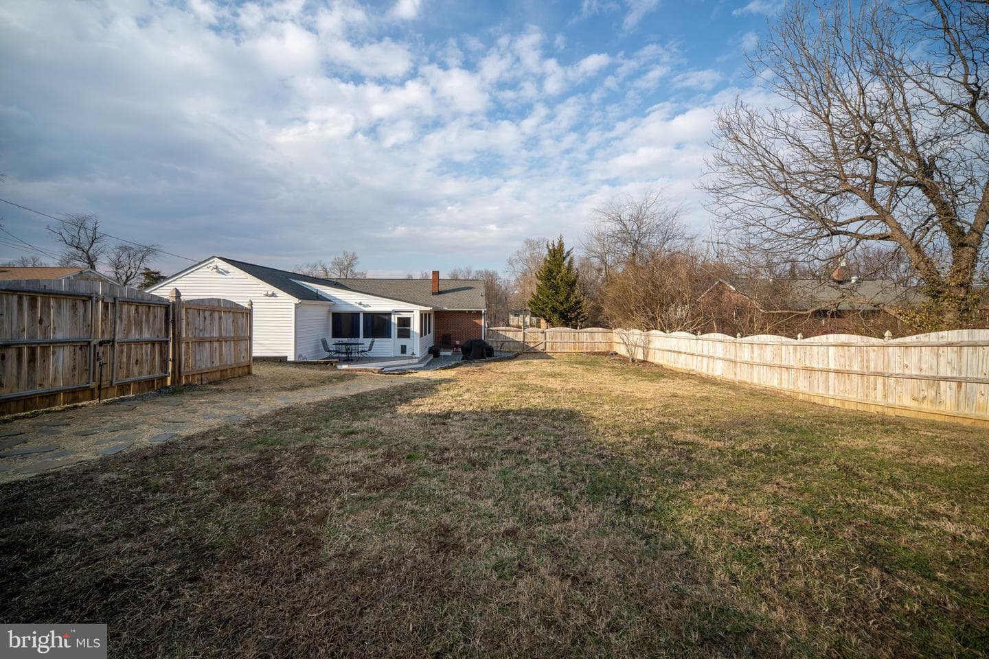 511 Ferry Road photo 48