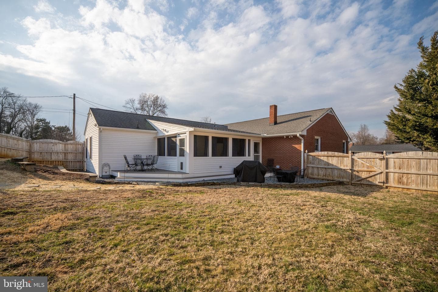 511 Ferry Road photo 51