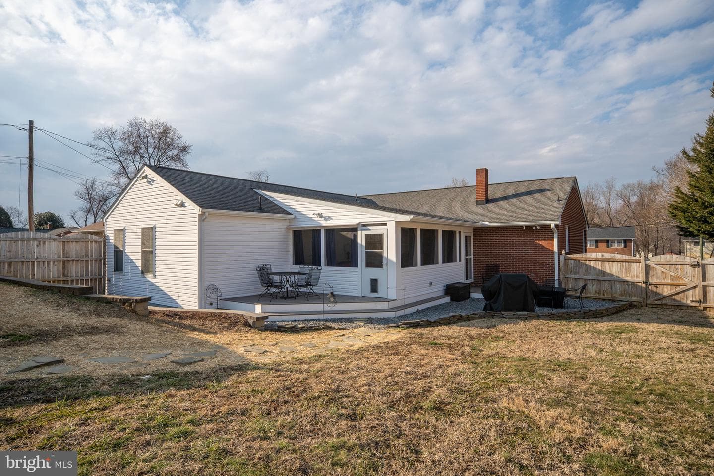 511 Ferry Road photo 52