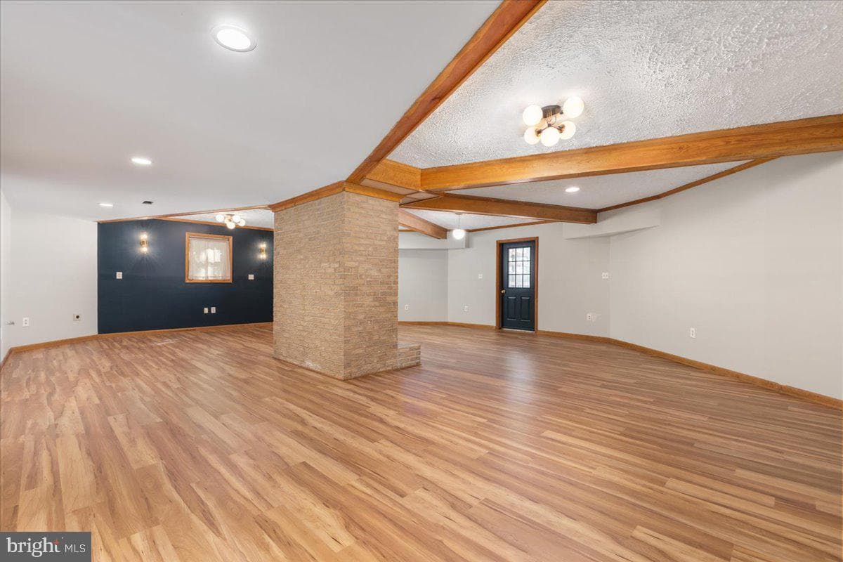 106 Shady Cove Lane photo 38