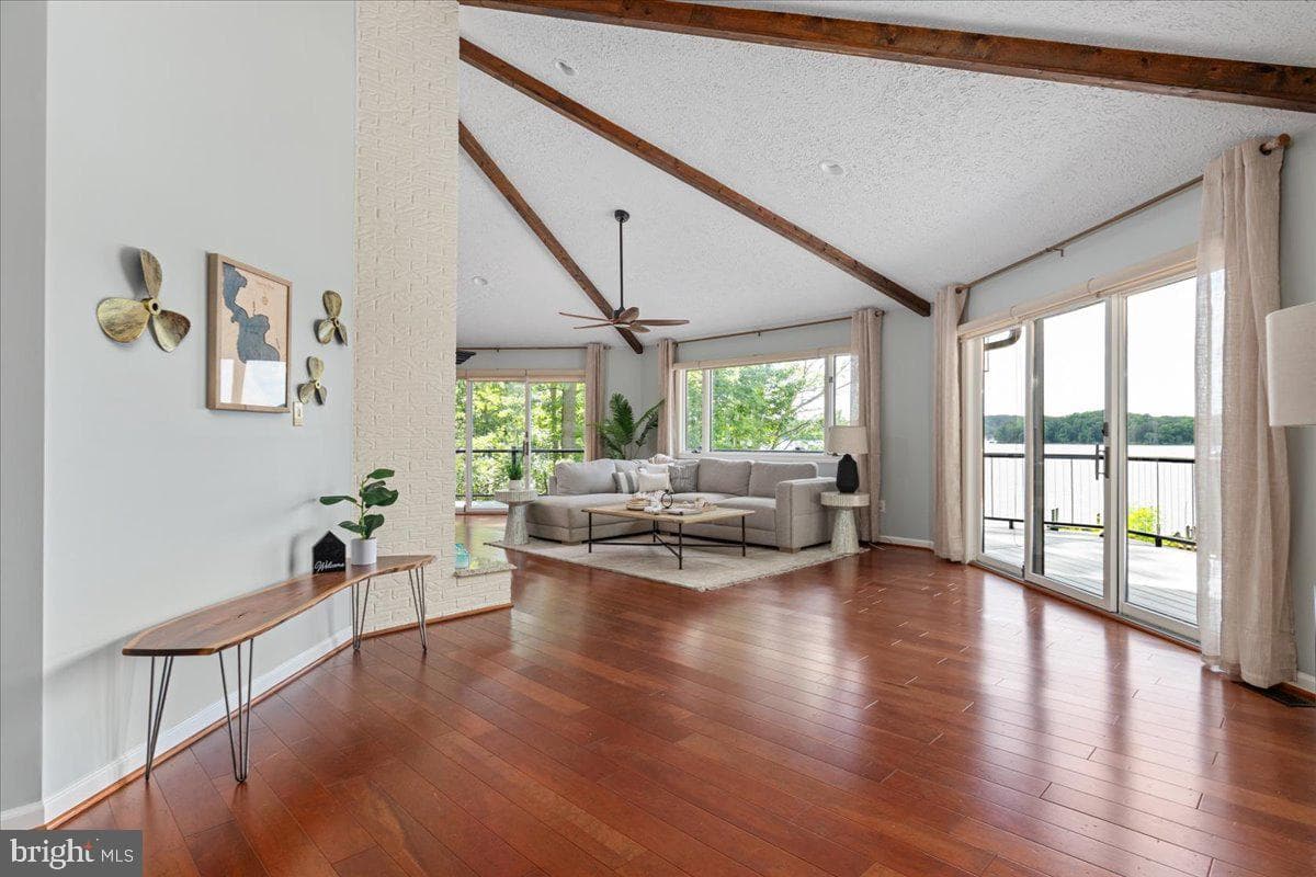106 Shady Cove Lane photo 6