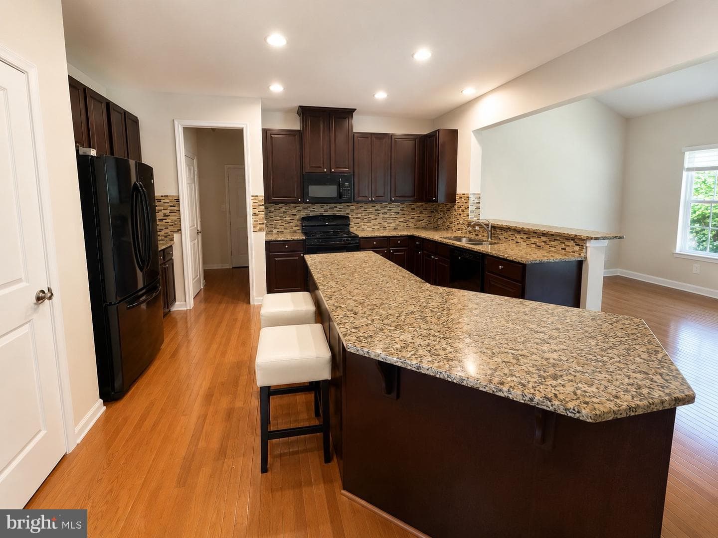 11 Braewood Drive photo 6