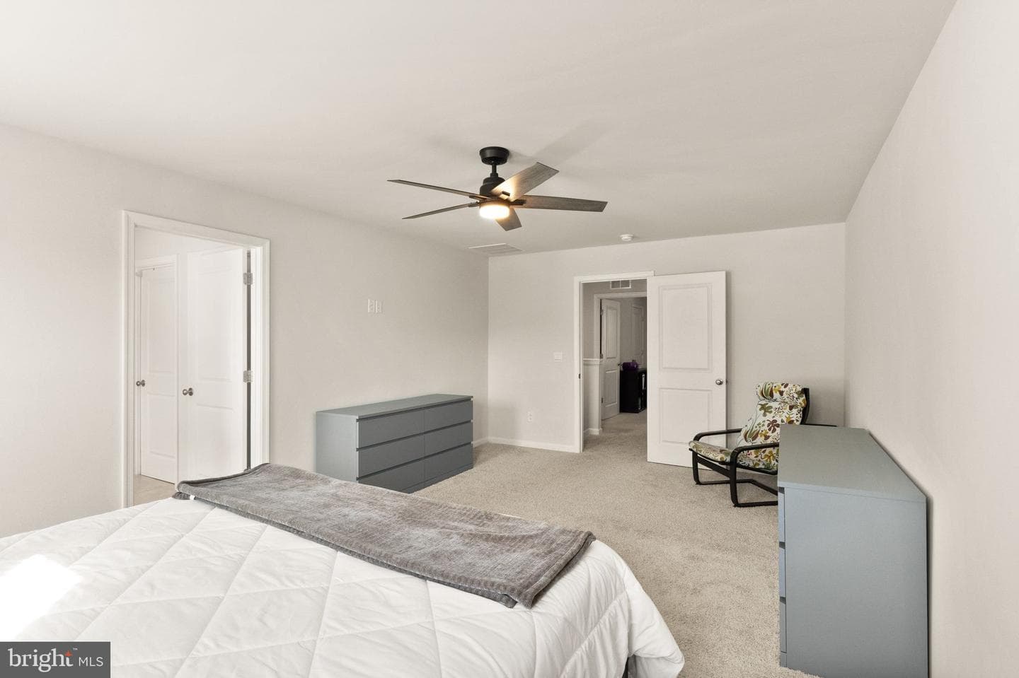 180 Pinewood Road photo 37