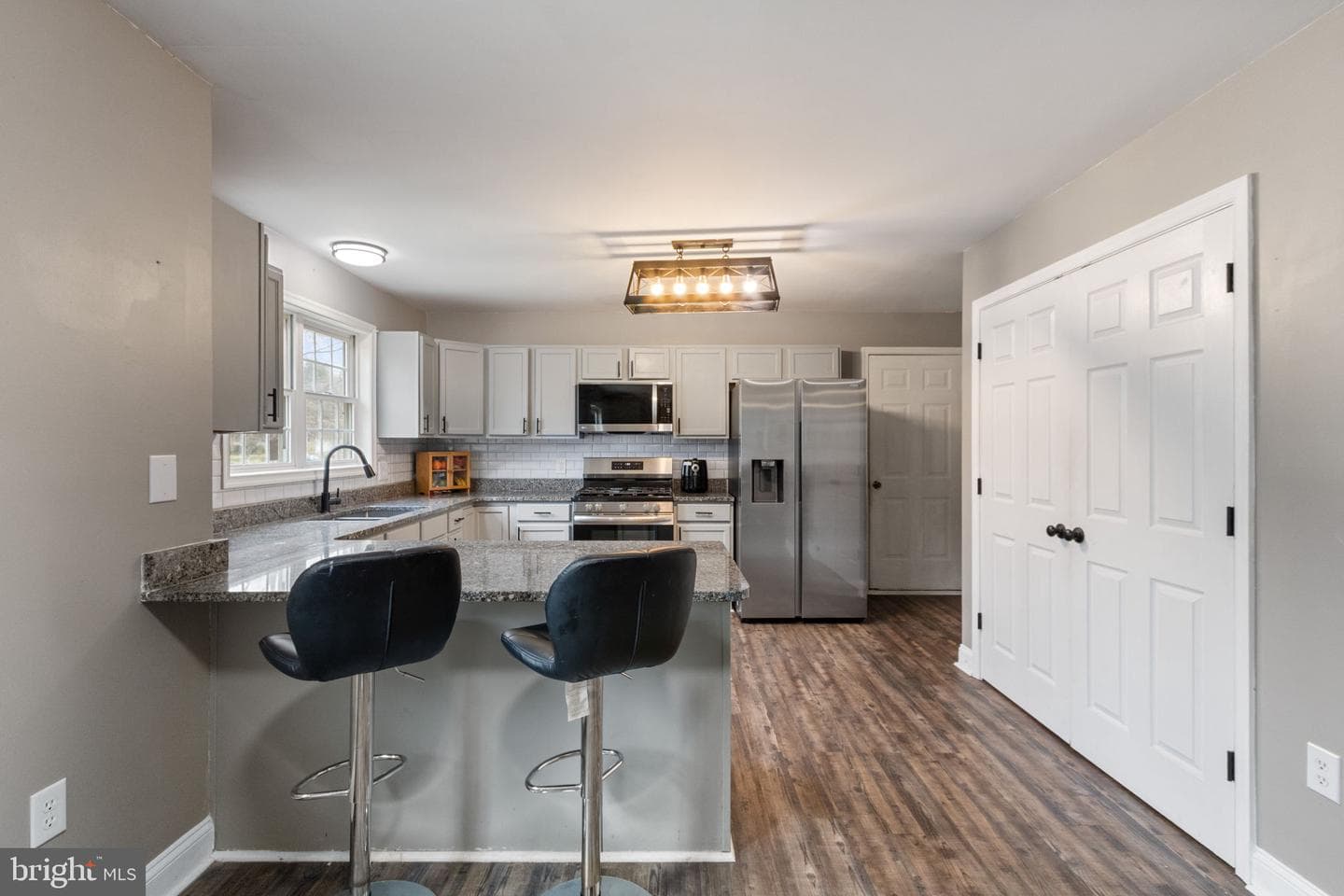 60 Portland Drive photo 14