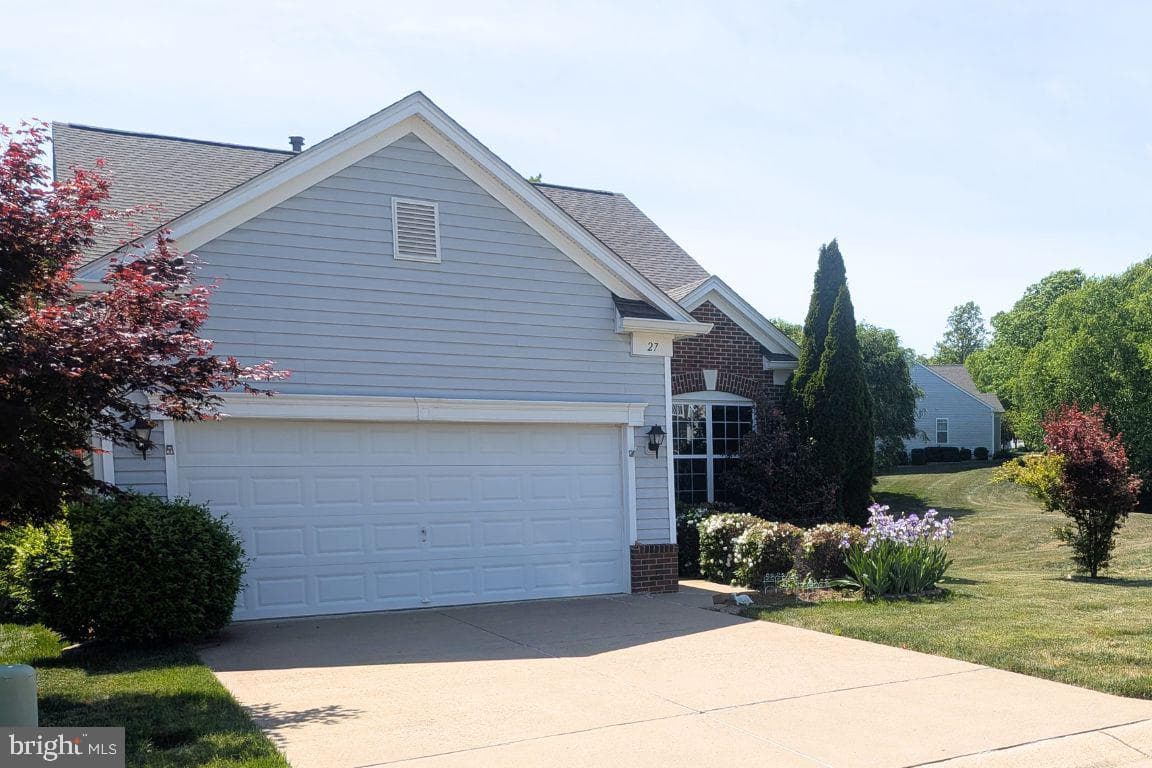 27 Hanover Court photo 25