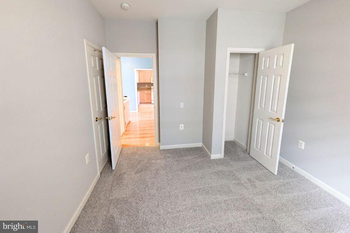 27 Hanover Court photo 43
