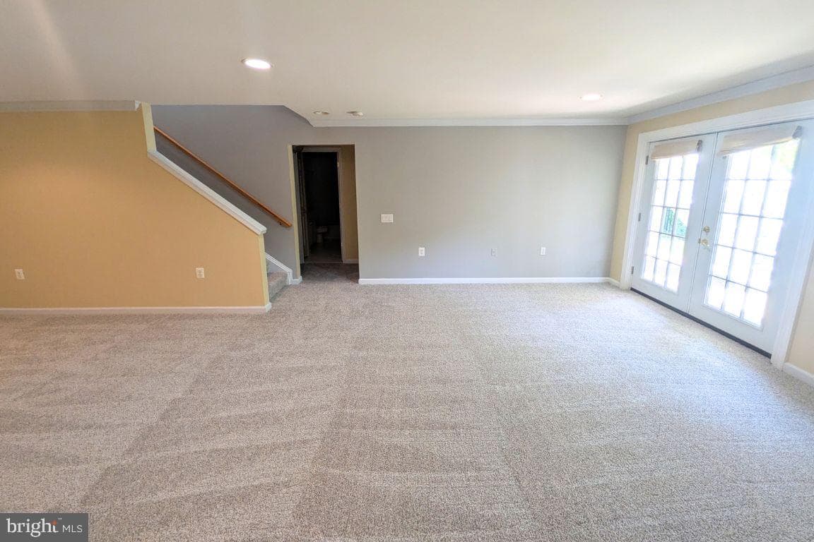 27 Hanover Court photo 59
