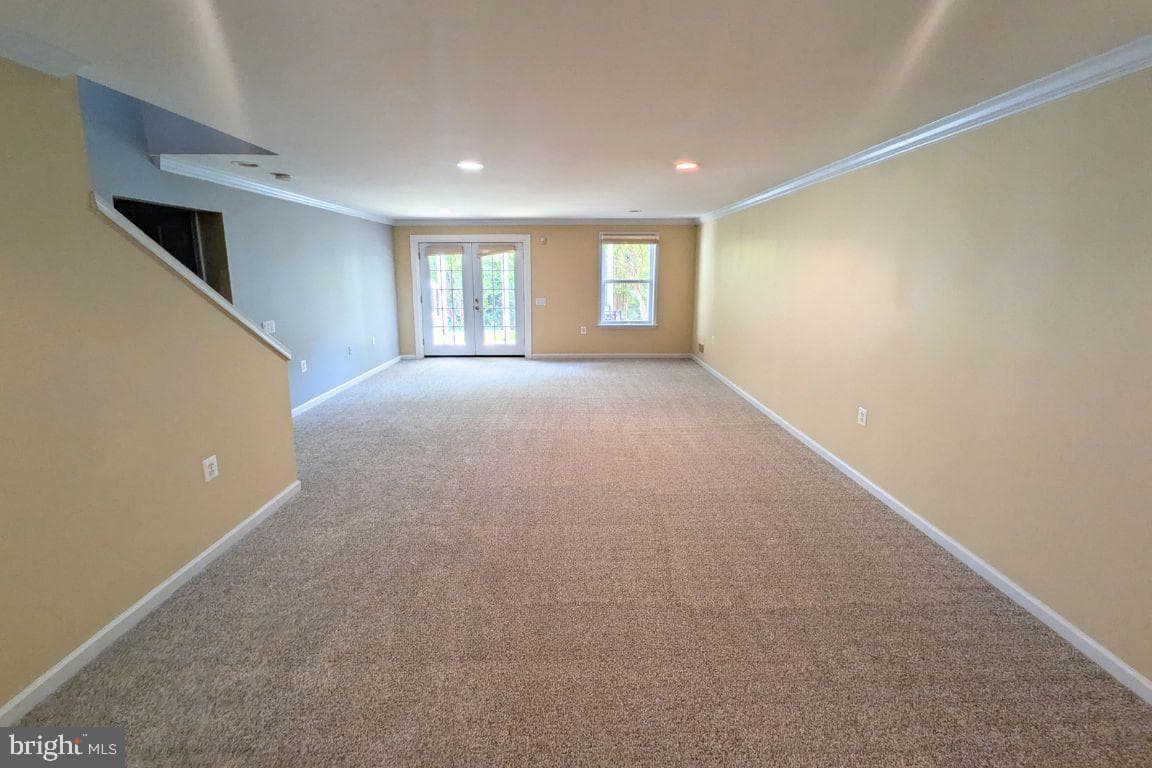 27 Hanover Court photo 60