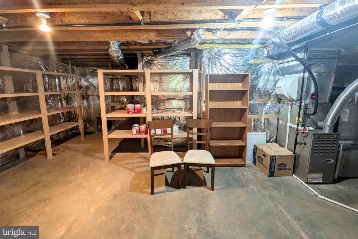 27 Hanover Court photo 66