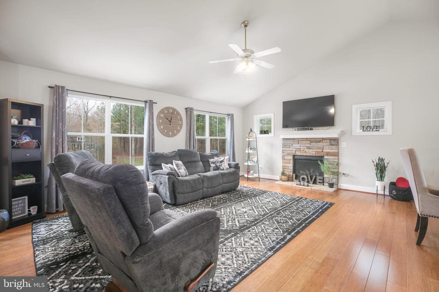 189 Ruby Glen Lane photo 11