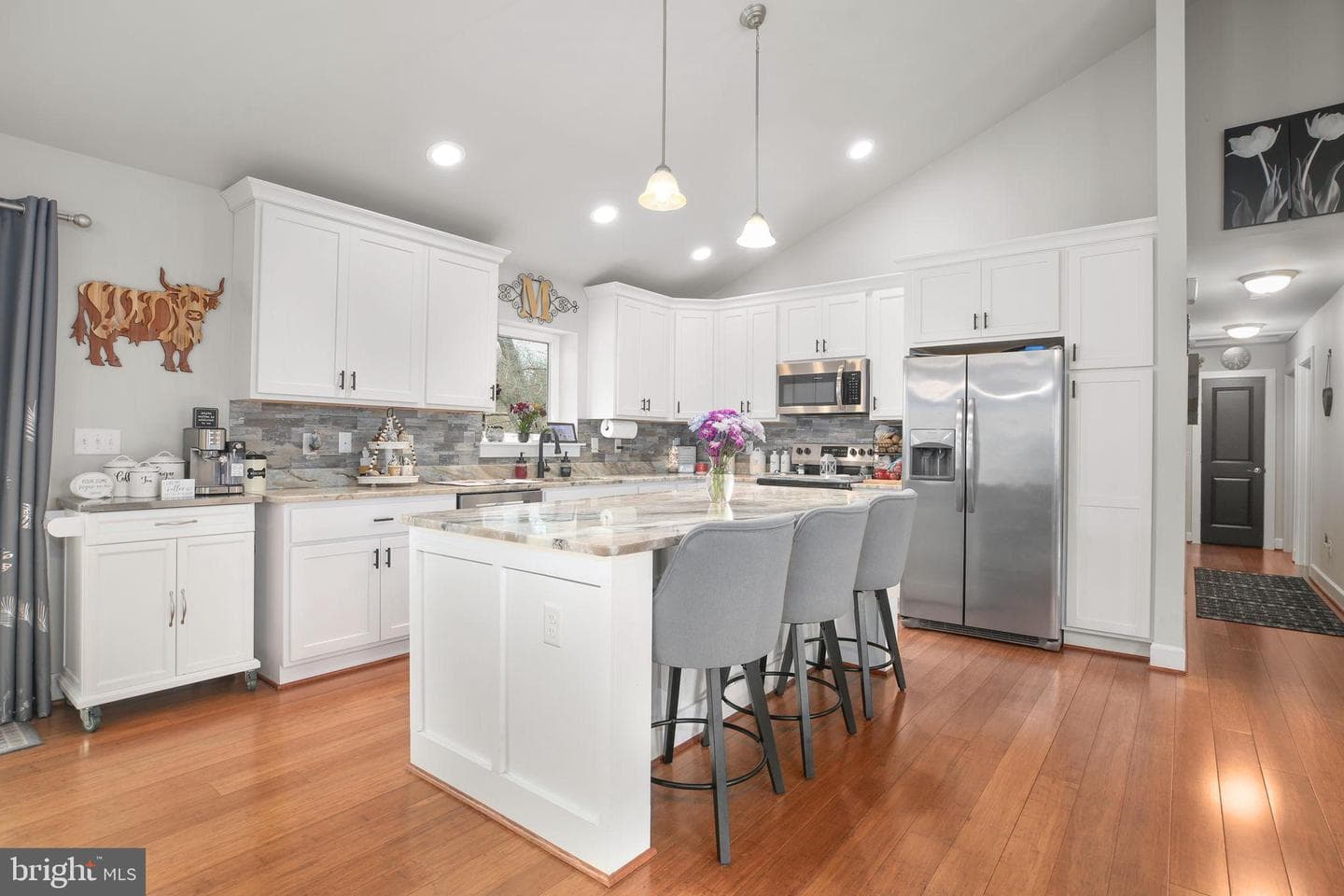 189 Ruby Glen Lane photo 3