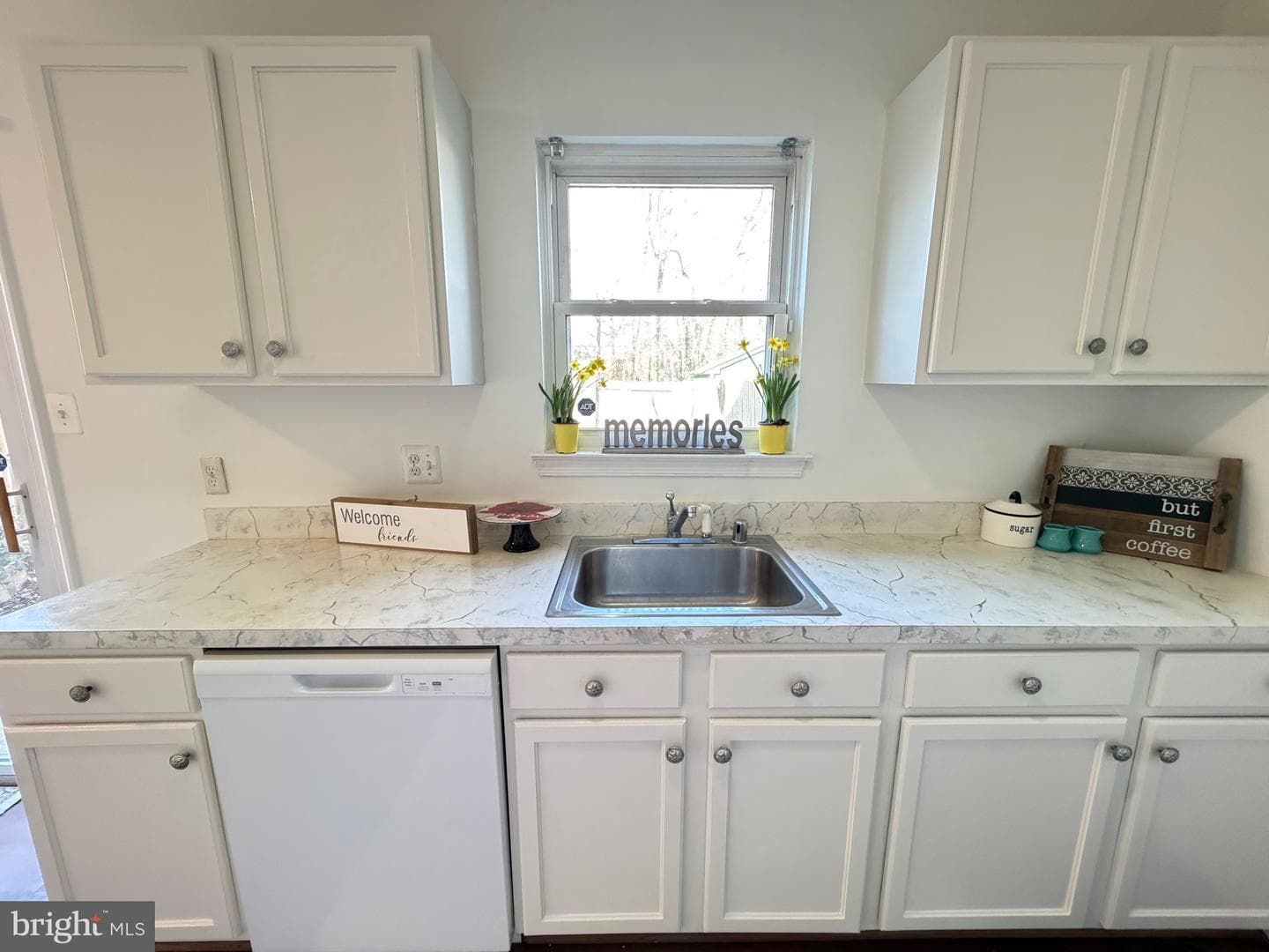 1241 Thomas Jefferson Place photo 14