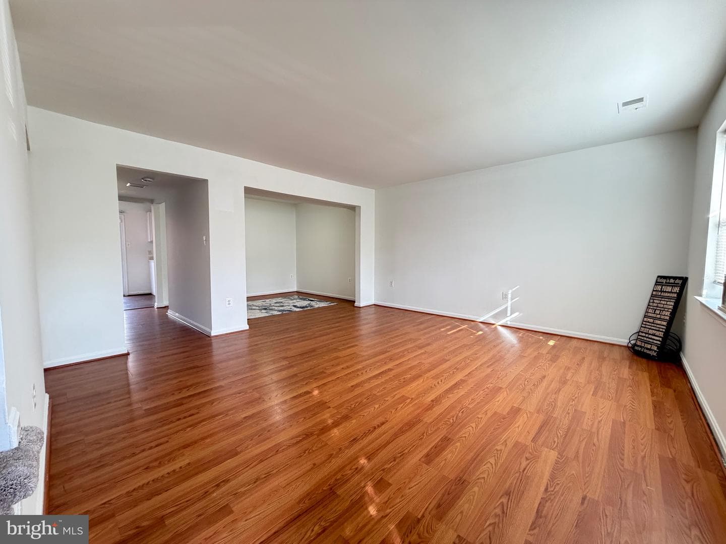 1241 Thomas Jefferson Place photo 5