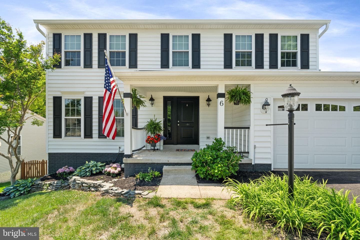 6 Sturbridge Lane photo 3