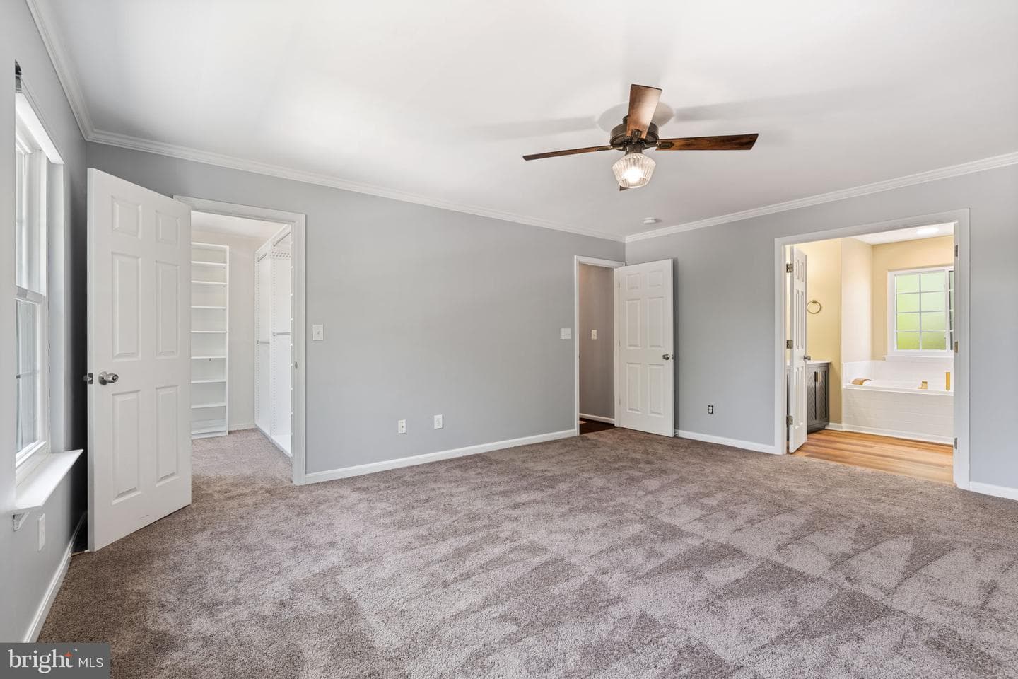 6 Sturbridge Lane photo 30